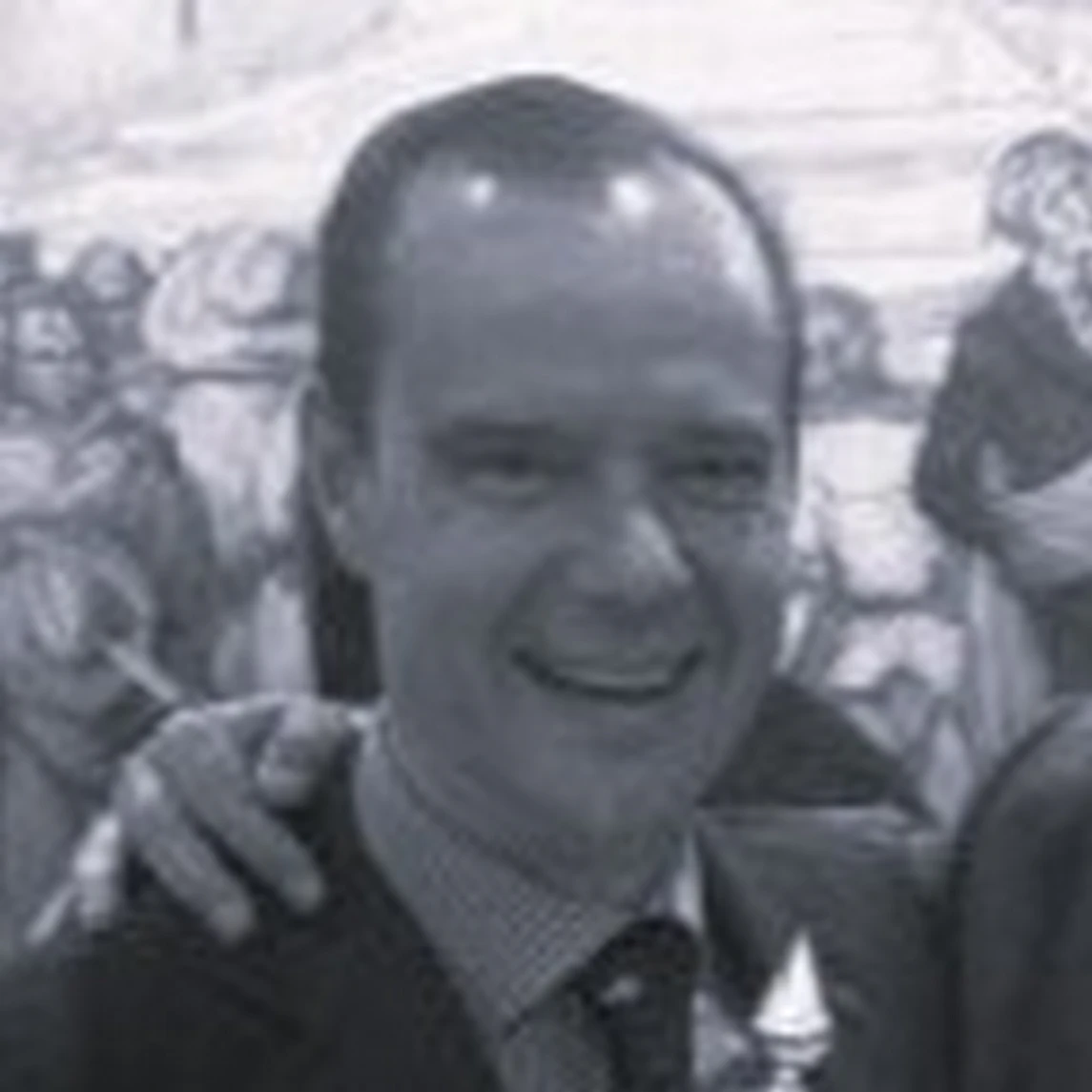 Eduardo Arriola Salmón - Finanzas