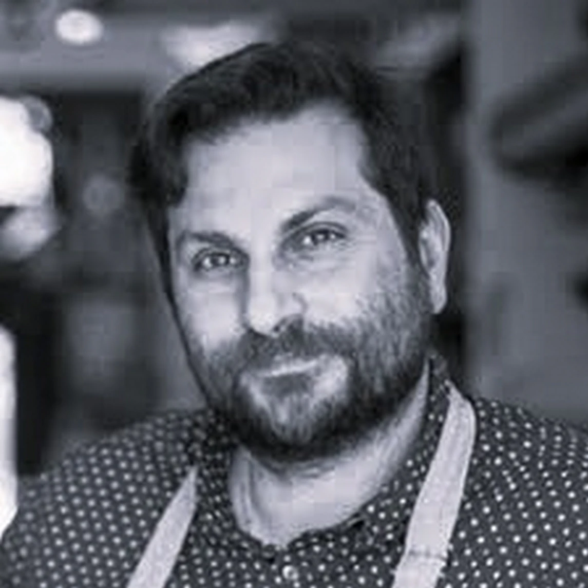 Giuliano Camilleri - Encuadernación y packaging