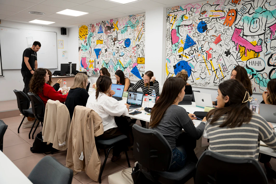 Fashion marketing and Management